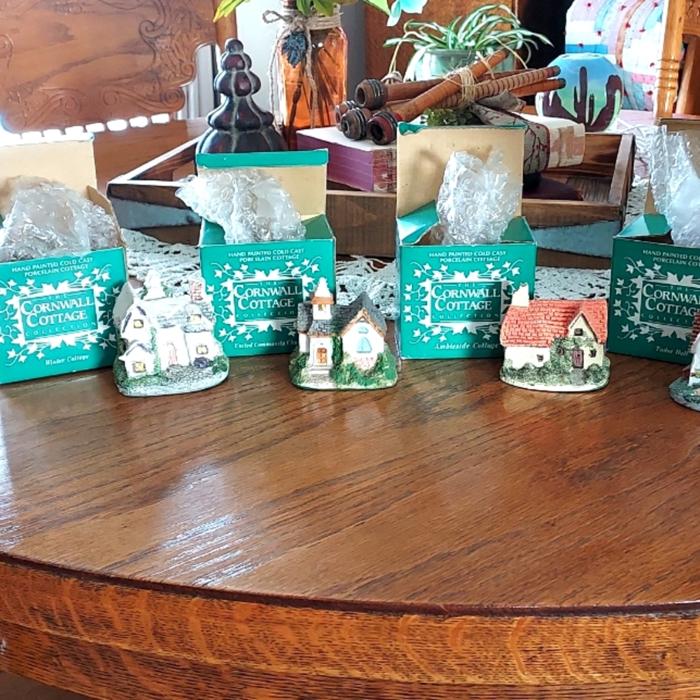 Cornwall Cottage Collection